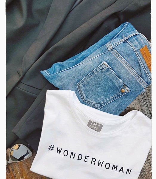 t-shirt #wonderwoman in 2 farben - ...by sl